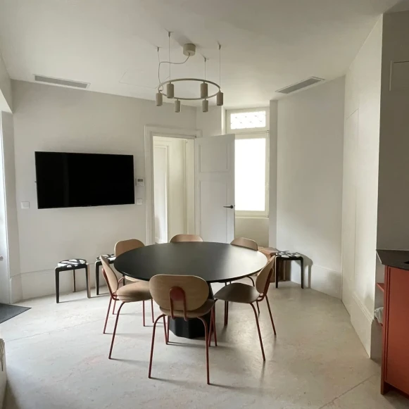 Bureau privé 18 m² 4 postes Location bureau Cours Gambetta Lyon 69007 - photo 3