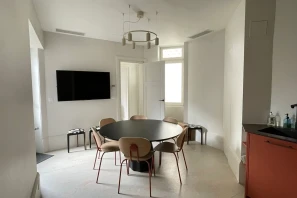 Bureau privé - 69007 - 4 postes - 1200€