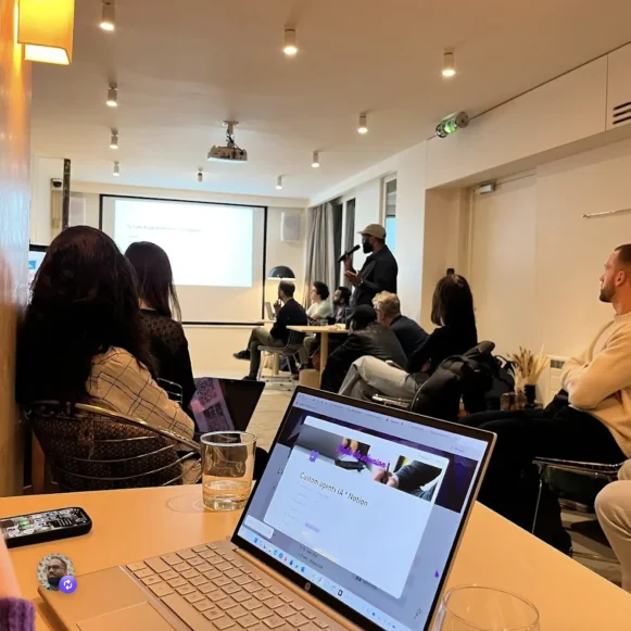 Open Space  20 postes Coworking Rue Ambroise Thomas Paris 75009 - photo 5