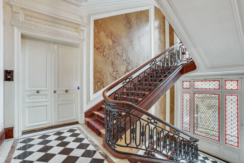 Espace indépendant - 75010 - 59 postes - 35000€