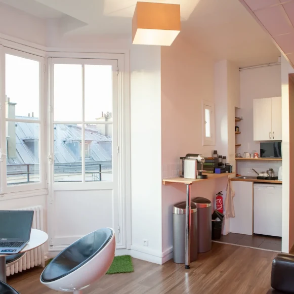Bureau privé 10 m² 3 postes Coworking Rue Jean Mermoz Paris 75008 - photo 3