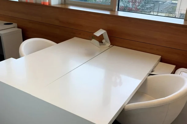 Open Space - 31100 - 6 postes - 140€