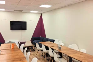 Open Space - 75002 - 7 postes - 600€