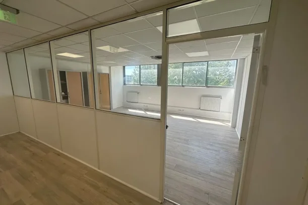 Bureau privé - 95200 - 12 postes - 2351€