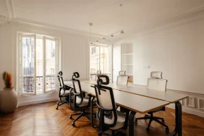 Espace indépendant - 75008 - 12 postes - 9000€