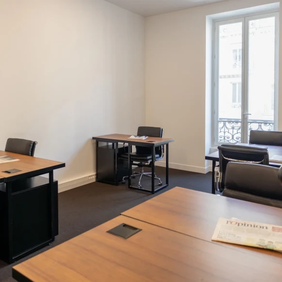 Bureau privé 22 m² 7 postes Coworking Rue du 4 septembre Paris 75002 - photo 1