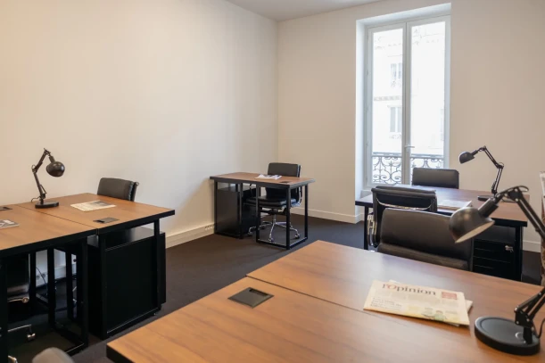 Bureau privé - 75002 - 7 postes - 8767€