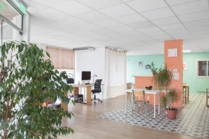 Open Space - 56130 - 10 postes - 250€