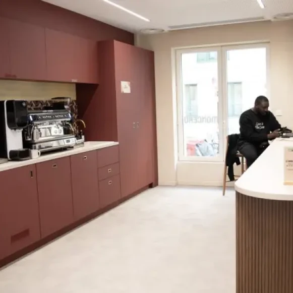 Espace indépendant 36 m² 12 postes Location bureau Rue Jadin Paris 75017 - photo 5