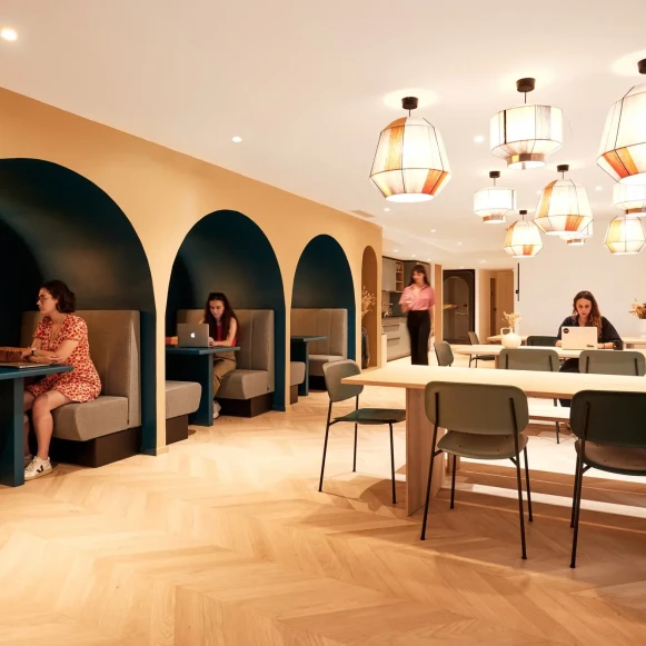 Espace indépendant 294 m² 56 postes Location bureau Rue Cognacq Jay Paris 75007 - photo 9