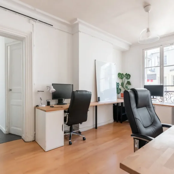 Espace indépendant 70 m² 13 postes Location bureau Rue de Caumartin Paris 75009 - photo 4