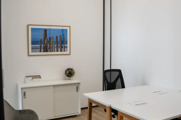 Bureau privé - 34000 - 2 postes - 440€