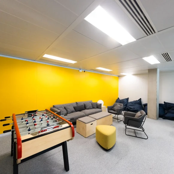 Bureau privé 27 m² 6 postes Coworking Rue Philidor Paris 75020 - photo 11