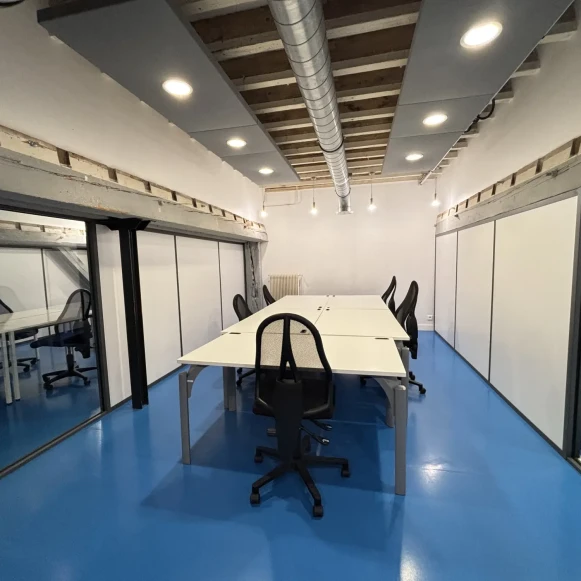 Bureau privé 16 m² 4 postes Coworking Rue du Chemin Vert Paris 75011 - photo 10
