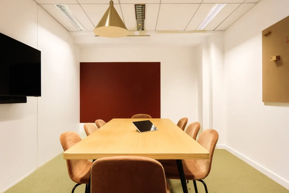 Espace indépendant - 75018 - 120 postes - 51600€