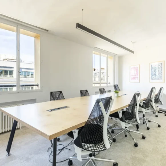 Espace indépendant 160 m² 24 postes Location bureau Rue Jean-Jacques Rousseau Paris 75001 - photo 3