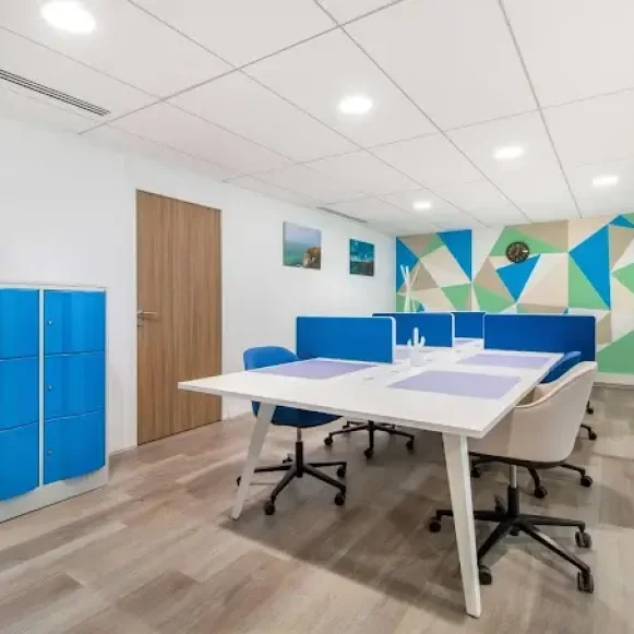 Bureau privé 13 m² 4 postes Coworking Boulevard de Belfort Lille 59000 - photo 5