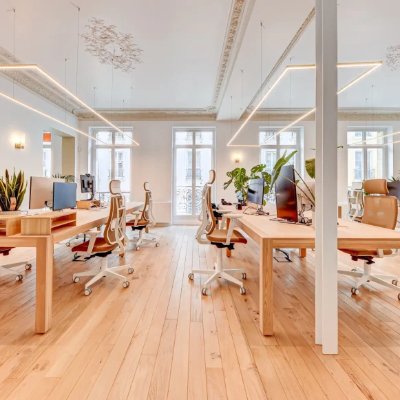 Espace indépendant 165 m² 32 postes Location bureau Rue La Fayette Paris 75009 - photo 4