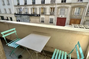 Espace indépendant - 75018 - 30 postes - 4900€