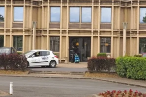 Open Space - 91190 - 14 postes - 250€