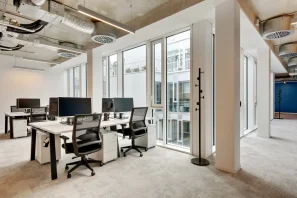 Espace indépendant - 75009 - 82 postes - 57850€