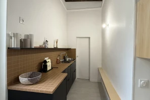 Open Space - 75003 - 4 postes - 359€