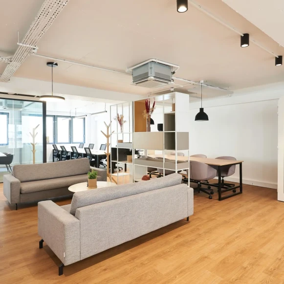 Espace indépendant 172 m² 24 postes Location bureau Rue d'Hauteville Paris 75010 - photo 7