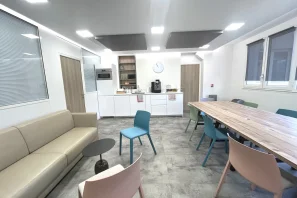 Open Space - 75017 - 8 postes - 500€