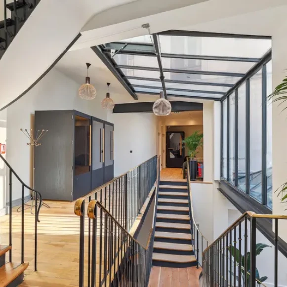 Bureau privé 100 m² 20 postes Coworking Rue du Petit Musc Paris 75004 - photo 5