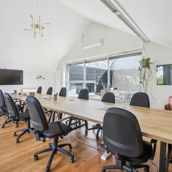 Espace indépendant 670 m² 110 postes Location bureau Rue du Faubourg Saint-Denis Paris 75010 - photo 11