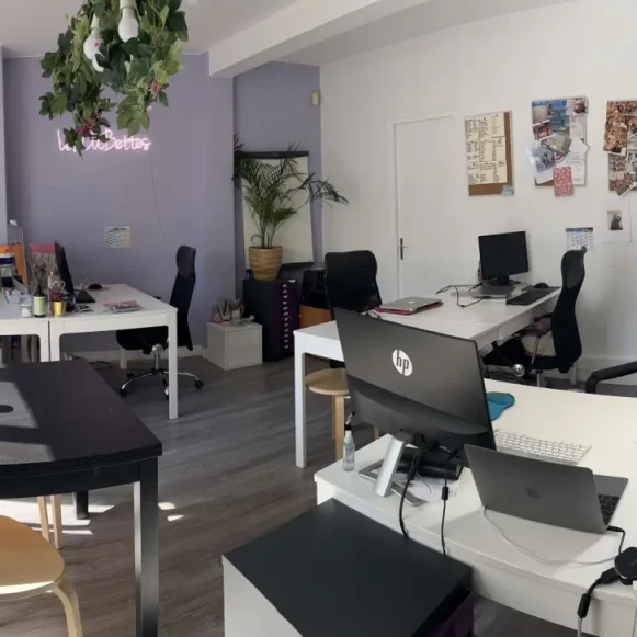 Bureau privé 29 m² 4 postes Location bureau Rue Vignon Paris 75008 - photo 2