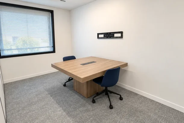 Bureau privé - 92400 - 4 postes - 2720€