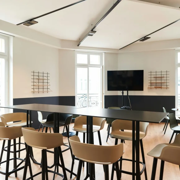 Espace indépendant 385 m² 52 postes Location bureau Rue La Fayette Paris 75009 - photo 5