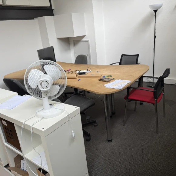 Bureau privé 239 m² 20 postes Location bureau Rue Guy Môquet Malakoff 92240 - photo 1