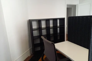 Open Space - 93200 - 5 postes - 150€