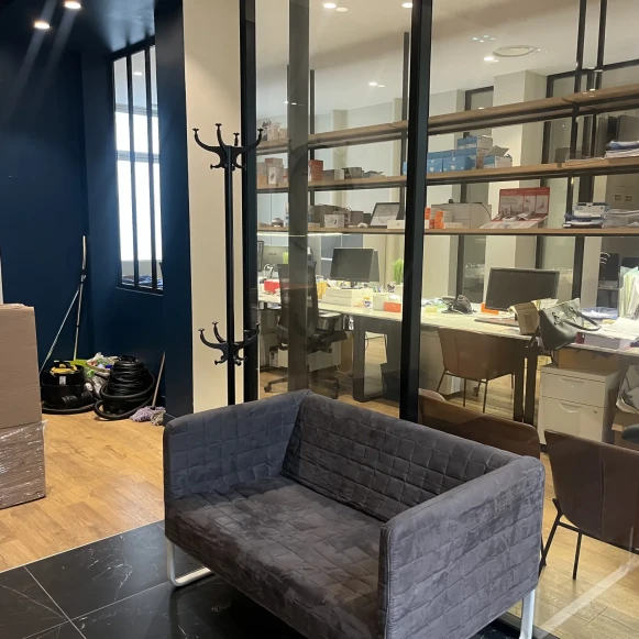 Espace indépendant 91 m² 12 postes Location bureau Rue de Ponthieu Paris 75008 - photo 7