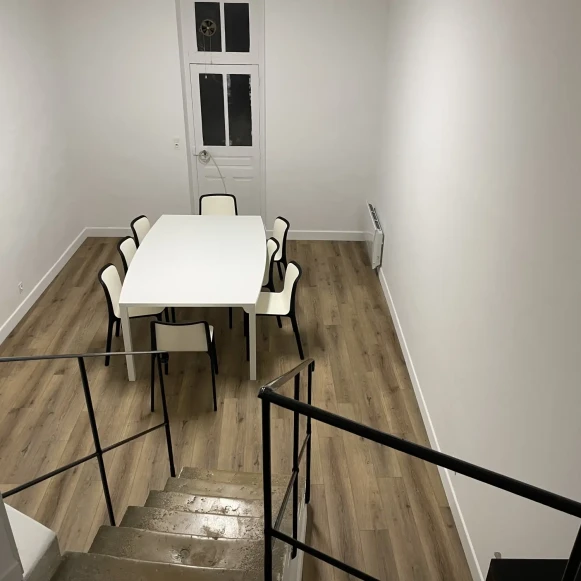 Espace indépendant 50 m² 3 postes Coworking Rue de Chorey Beaune 21200 - photo 5