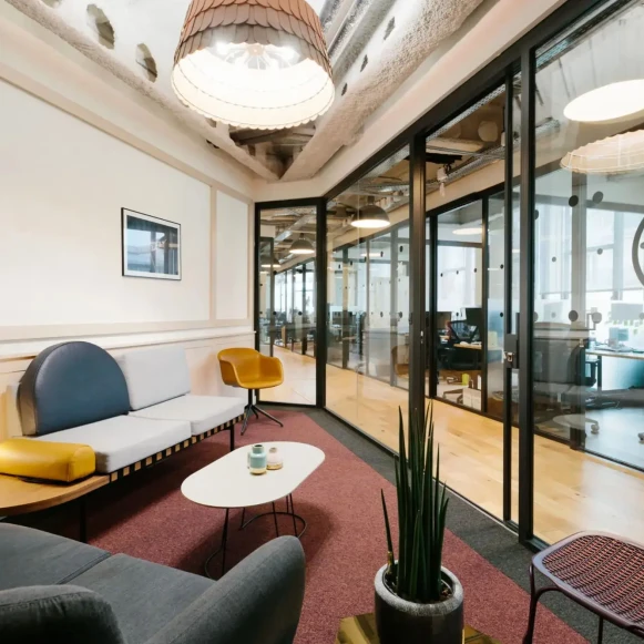 Bureau privé 56 m² 24 postes Coworking Rue la Fayette Paris 75009 - photo 1