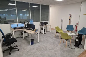 Open Space - 91120 - 3 postes - 350€