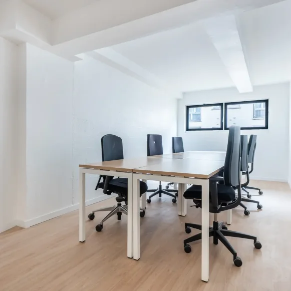 Bureau privé 20 m² 6 postes Coworking Avenue du Général Michel Bizot Paris 75012 - photo 2