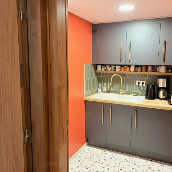 Open Space  3 postes Location bureau Rue de Charenton Paris 75012 - photo 3