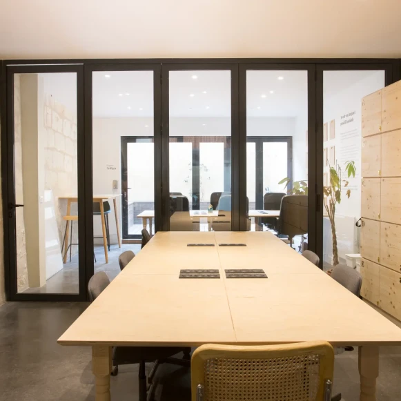 Bureau privé 40 m² 12 postes Location bureau Rue Leyteire Bordeaux 33000 - photo 4