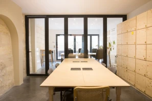 Bureau privé - 33000 - 12 postes - 3600€
