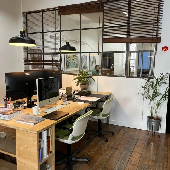 Open Space  16 postes Location bureau Place du Palais Bordeaux 33000 - photo 4