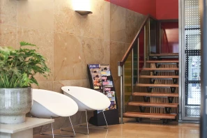 Bureau privé - 21000 - 2 postes - 691.7€