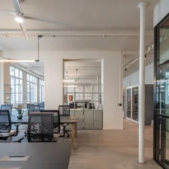 Espace indépendant 337 m² 50 postes Location bureau Rue du Mail Paris 75002 - photo 6