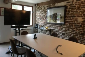 Open Space - 80220 - 6 postes - 200€