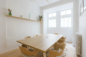 Espace indépendant - 75009 - 20 postes - 12000€