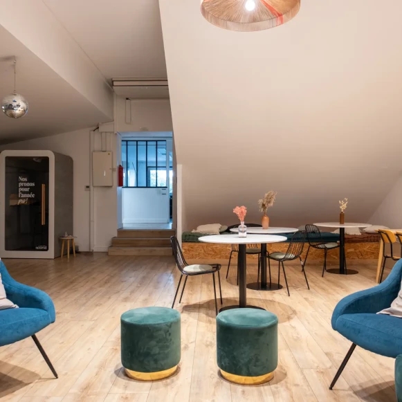 Espace indépendant 400 m² 60 postes Location bureau Boulevard de Strasbourg Paris 75010 - photo 11