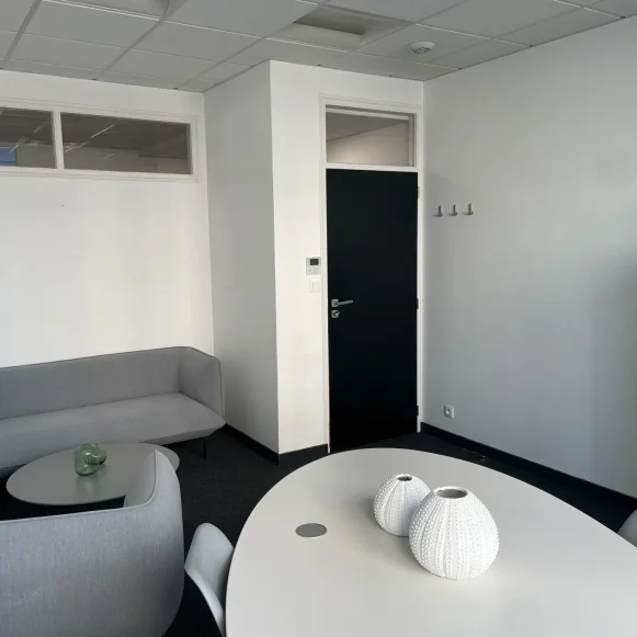 Bureau privé 1 100 m² 200 postes Location bureau Rue d'Isly Rennes 35000 - photo 9